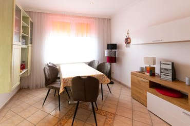 Essbereich im Wohnzimmer