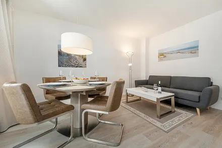 Hier der komfortable Eßbereich im Wohnzimmer.