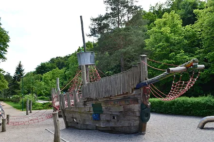Kids an Bord willkommen.....einer der Spielplätze an der Strandpromenade
