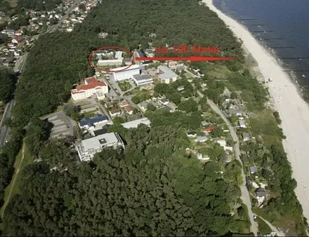 Lage der Wohnung am Wald 100m Luftlinie zum Strand.