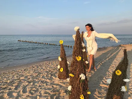 Im Mai findet das "Grand Schlemm" in den benachbarten Kaiserbädern statt mit Dekorationen und guter Küche direkt am Strand.