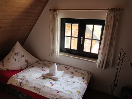 Kleiner Schlafraum, 2 Schlafliegen