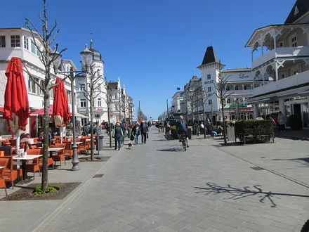 Zentrum Binz 400 m entfernt