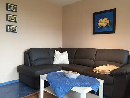 1/2 Wohnzimmer (Parterre)