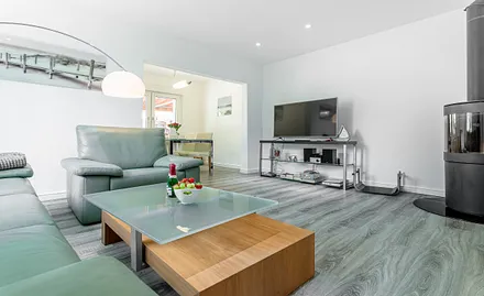 Wohnzimmer mit Kaminofen