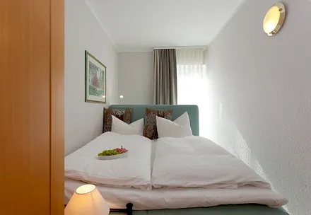 2. Schlafzimmer mit Doppelbett