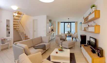 Wohn-, Ess- und Kochbereich