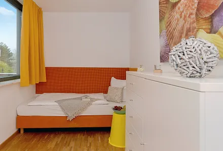 2. Schlafzimmer mit zwei Einzelbetten