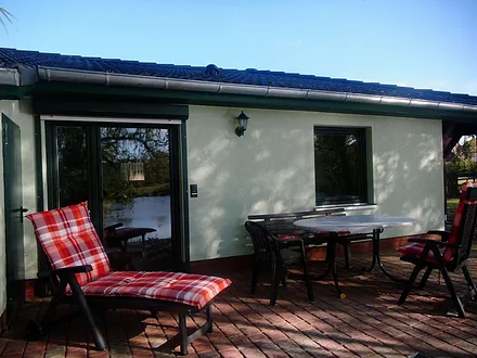 FeHaus lila - Terrasse - Bild II