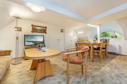 TV und WLAN sind vorhanden.