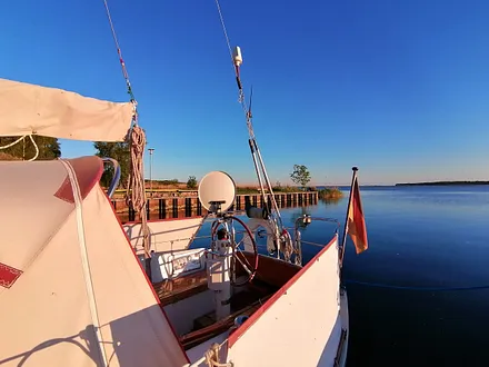 Fischerboot im Hafen Rankwitz
