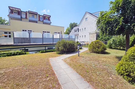 Hausansicht von der Promenadenseite