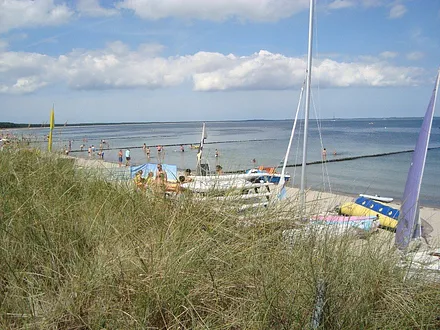 Surf-und Segelschule ca. 100m