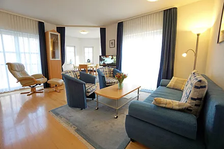 Wohnzimmer mit Schlafcouch