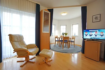 Esstisch im Wohnzimmer