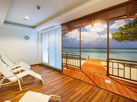 Der Ruheraum im Wellnessbereich im Haus.