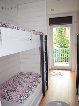 Schlafzimmer 3 mit 2 Etagenbetten (4 Schlafplätze)