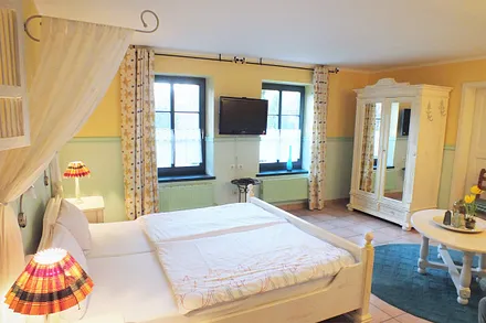 Schlafen im Himmelbett