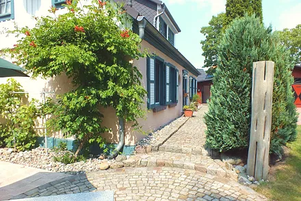 Blick von der Terrasse ...