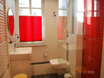 Blick in das 2. Duschbad