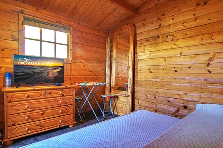 Innenansicht mit Ausziehbett