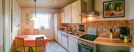 Küche mit Essplatz
