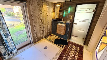 Bad mit Zugang zur West- Seite