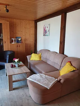 Wohnbereich mit Schlafcouch