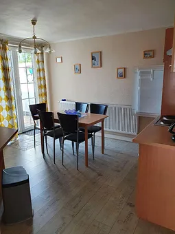 Küche und Essbereich