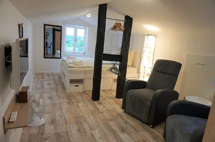 Wohn und Schlafbereich