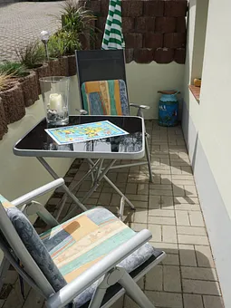 kleine Terrasse an der Ferienwohnung