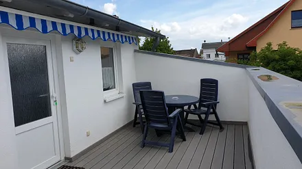 Außenbereich mit Markise