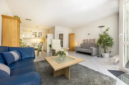  Der Relaxsessel ist nach eigenem Belieben verstellbar. WLAN ist kostenfrei vorhanden.