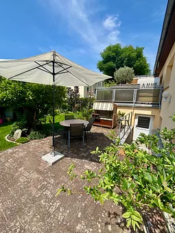 Terrasse und Zugang zur Ferienwohnung 