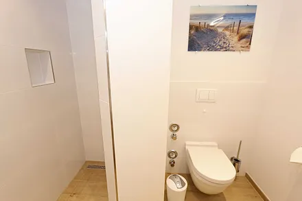 Badezimmer mit Dusche