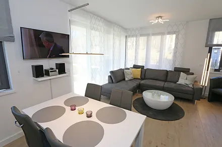 Wohnzimmer mit Wohnlandschaft