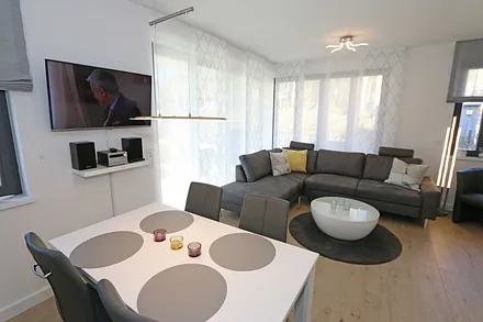 Wohnzimmer mit Wohnlandschaft