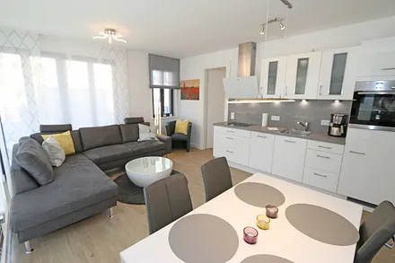 Wohnzimmer mit Wohnlandschaft