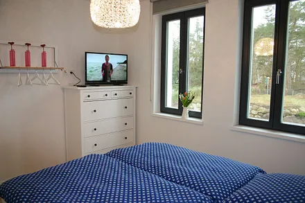 Strandvilla Andrea WE 07 - 2. Schlafzimmer mit TV