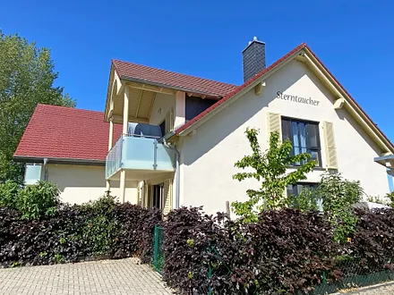 seitlicher Blick zum Haus Sterntaucher