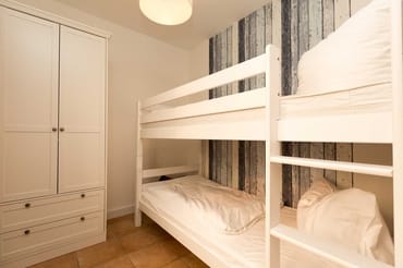 Schlafzimmer mit Etagenbett