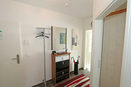 Flurbereich mit Garderobe