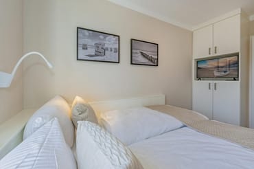 2. Schlafzimmer