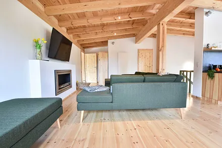 Blick von der Gegenrichtung in den Wohnbereich