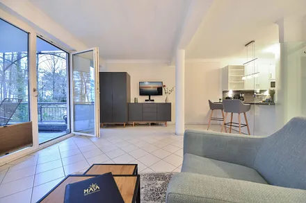 Blick in den Wohnraum vom Safa aus