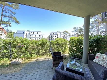 bestuhlte Terrasse in ruhiger Lage