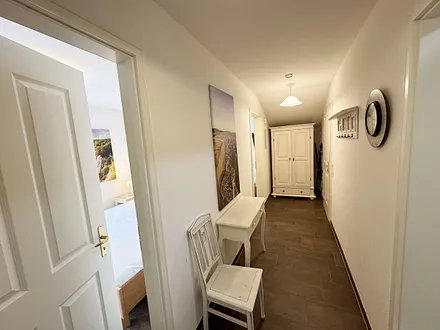 Flurbereich mit Garderobe