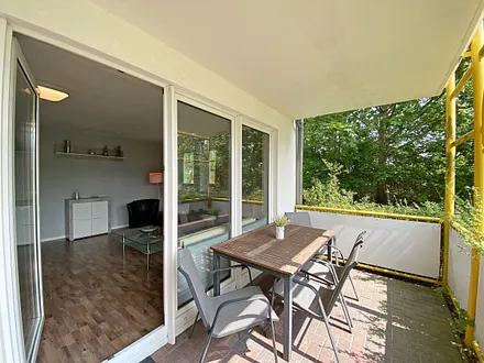 bestuhlter Balkon (Süd)