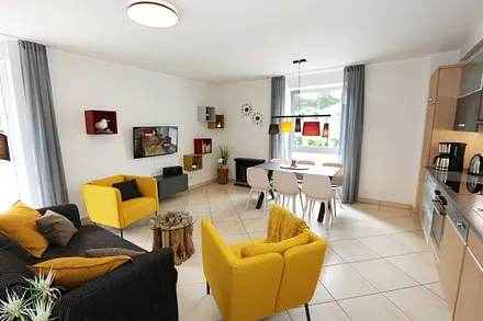 Wohnzimmer mit 2 Sessel