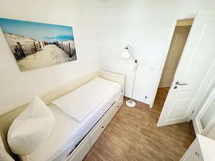 2. Schlafzimmer